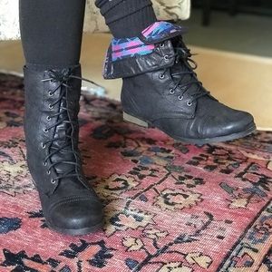 Faded Glory Women’s Foldover Cuff Combat Boot